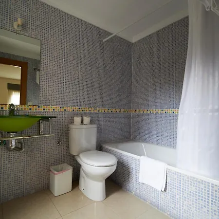 Pensión Serafín 2*