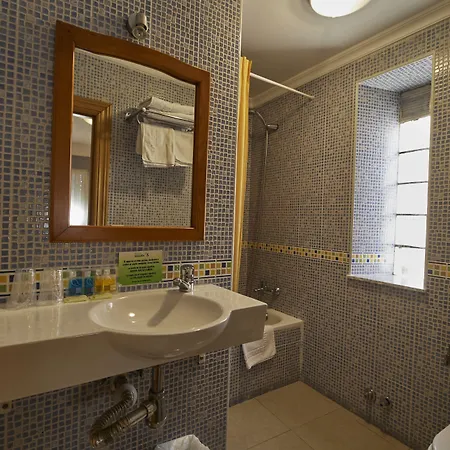 Serafín Pensión 2*