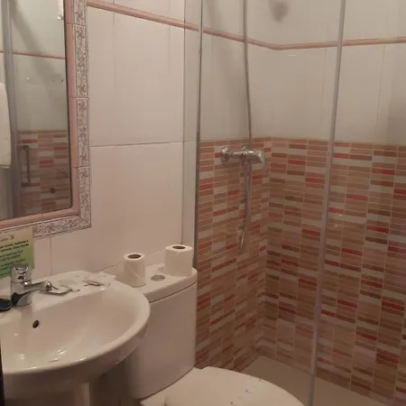 Serafín Pensión 2*